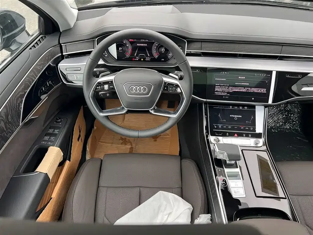 Audi A8 2025 из CN, фото 7