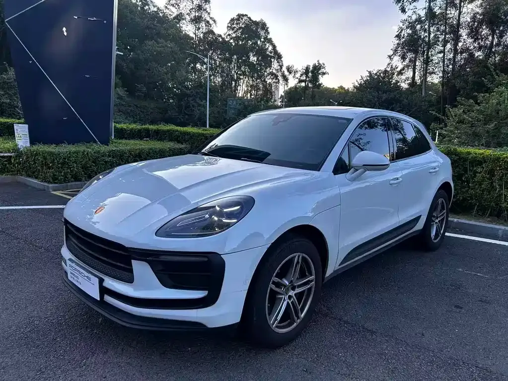 Porsche Macan — фото 1