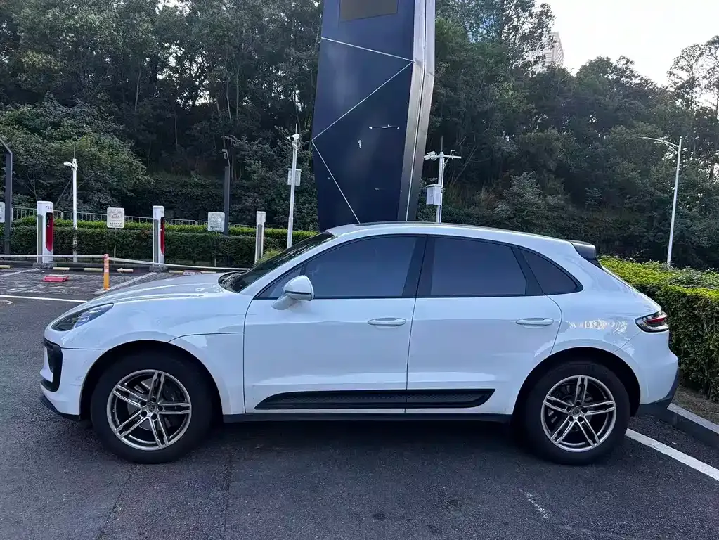 Porsche Macan — фото 3