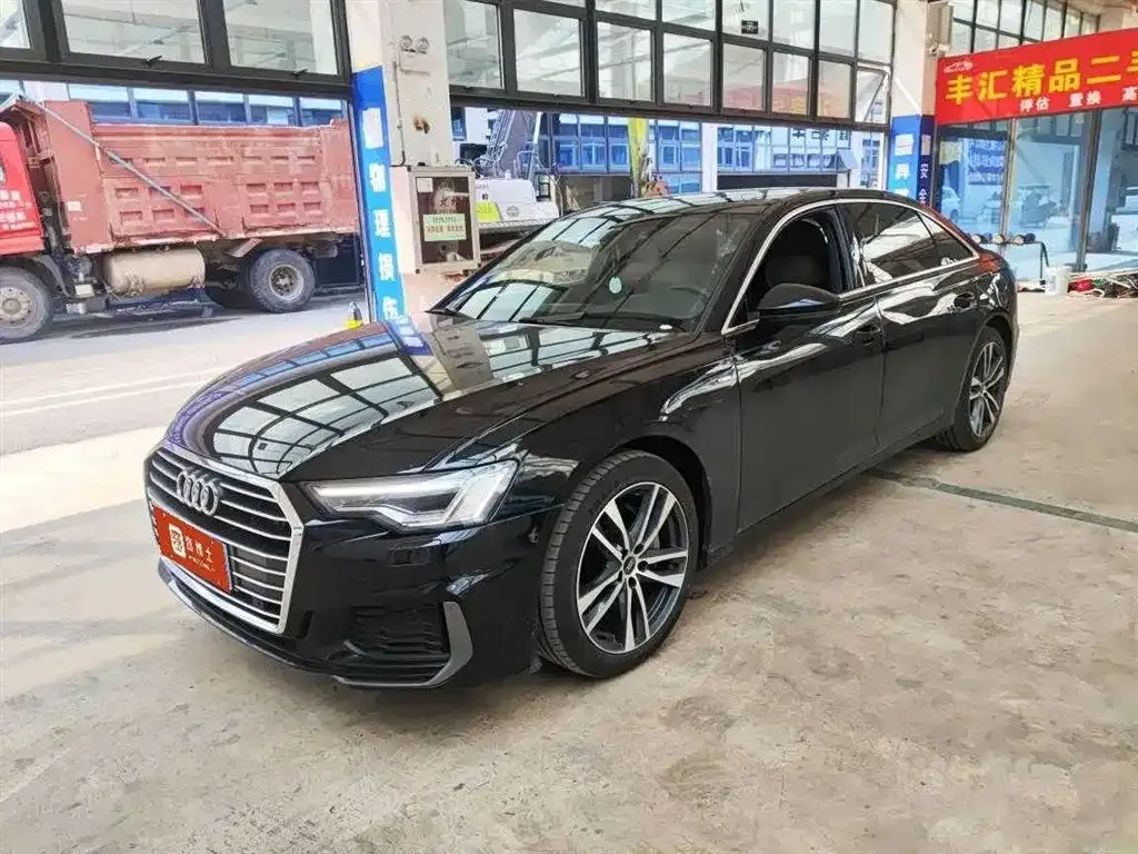 Audi A6L 2022 из CN, фото 2