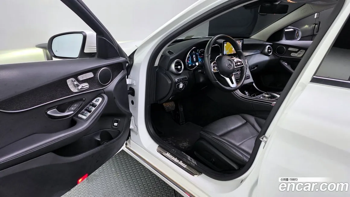 Mercedes-Benz C-Class 2021 из KR, фото 10