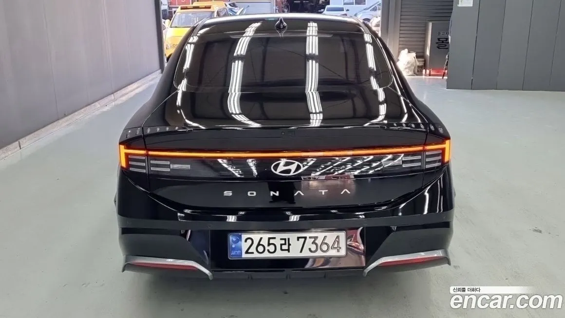 Hyundai Sonata 2024 из KR, фото 3