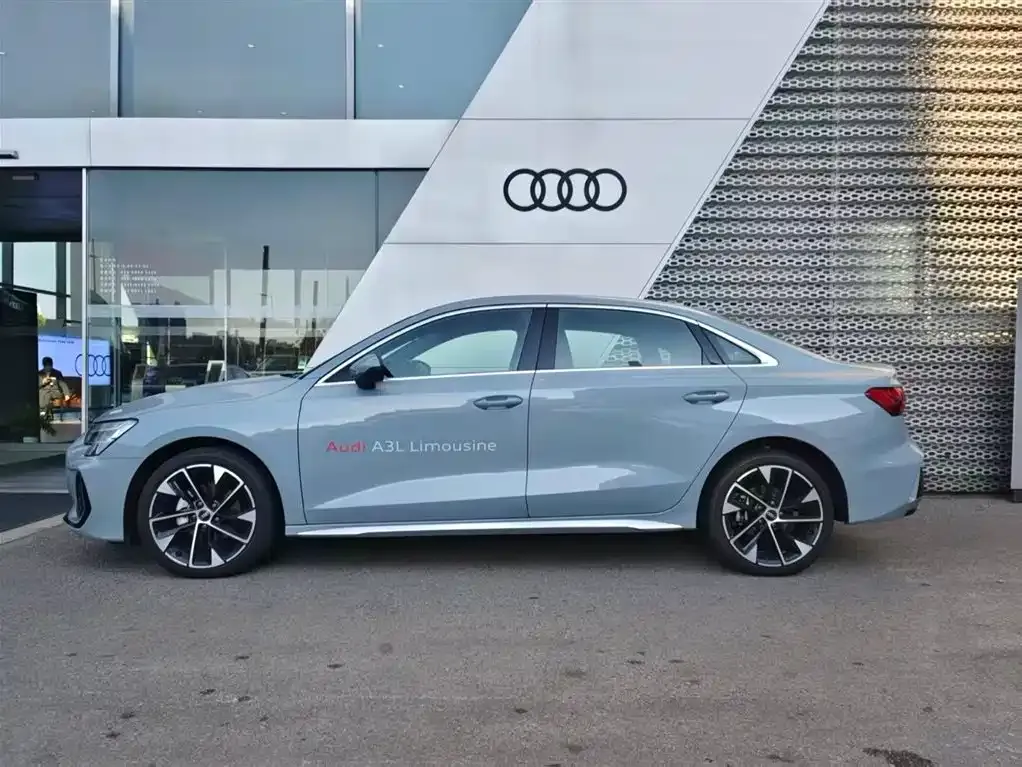 Audi A3 — фото 3