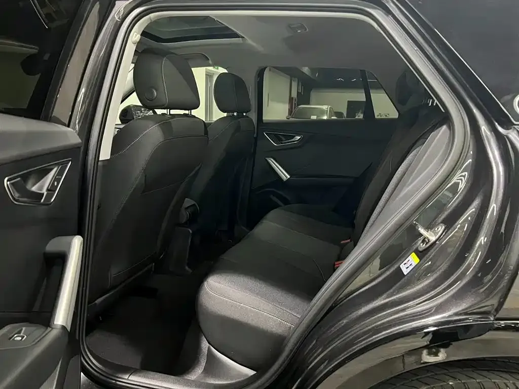 Audi Q2L 2021 из CN, фото 10