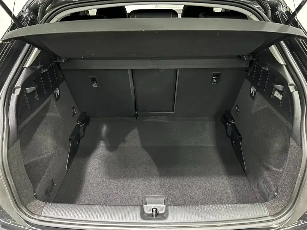 Audi Q2L 2021 из CN, фото 7