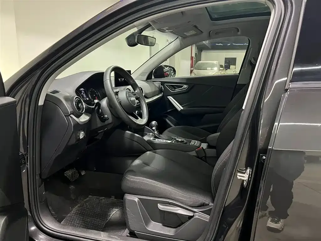 Audi Q2L 2021 из CN, фото 8