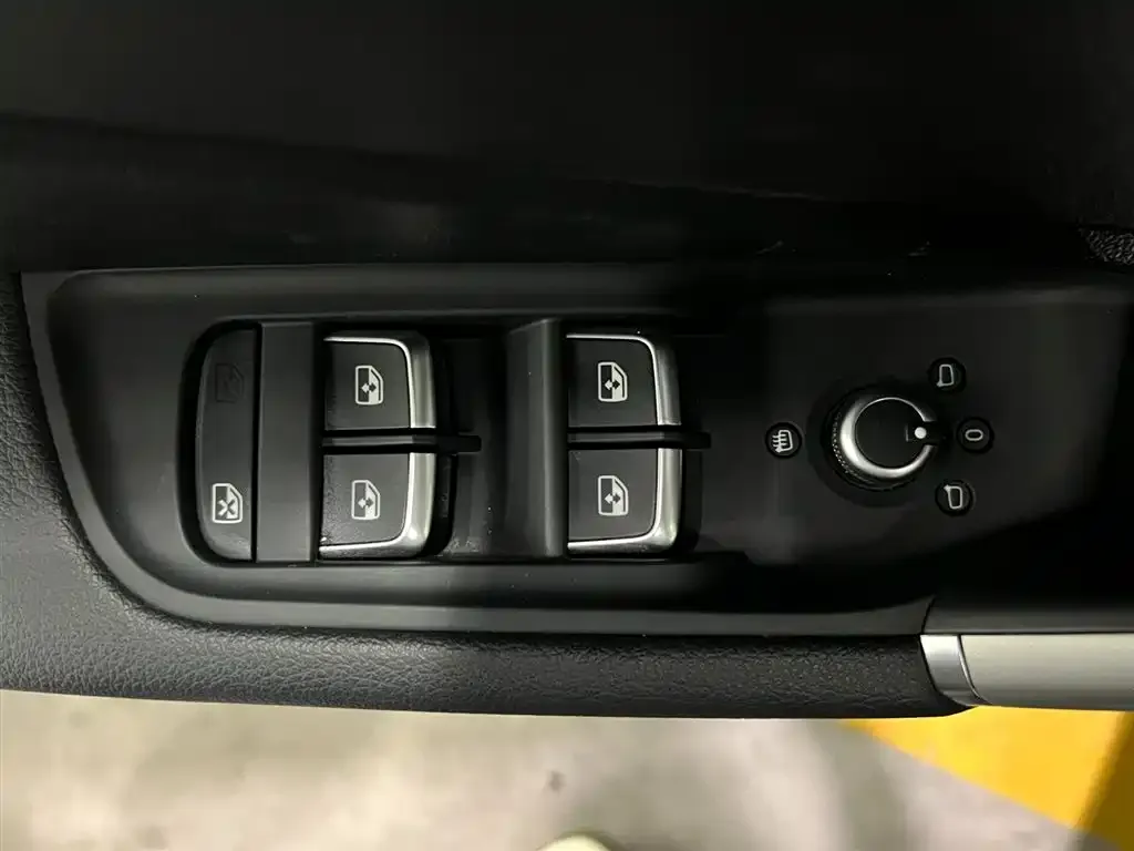 Audi Q2L 2021 из CN, фото 9
