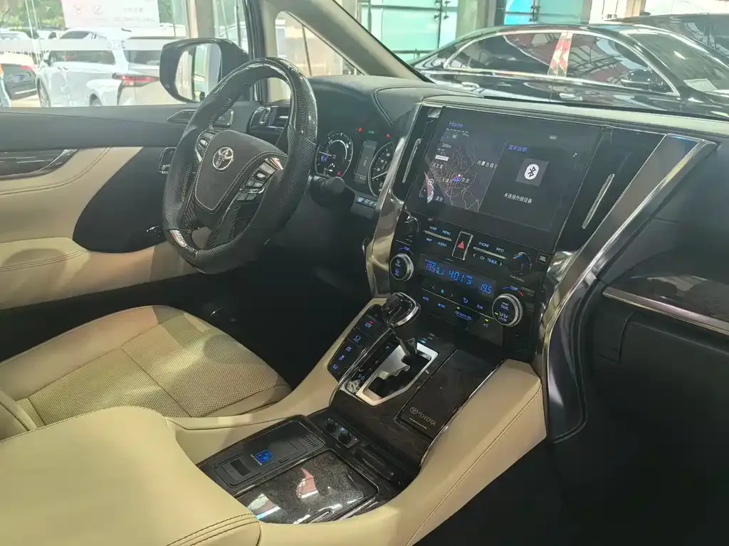 Toyota Vellfire 2022 из CN, фото 10