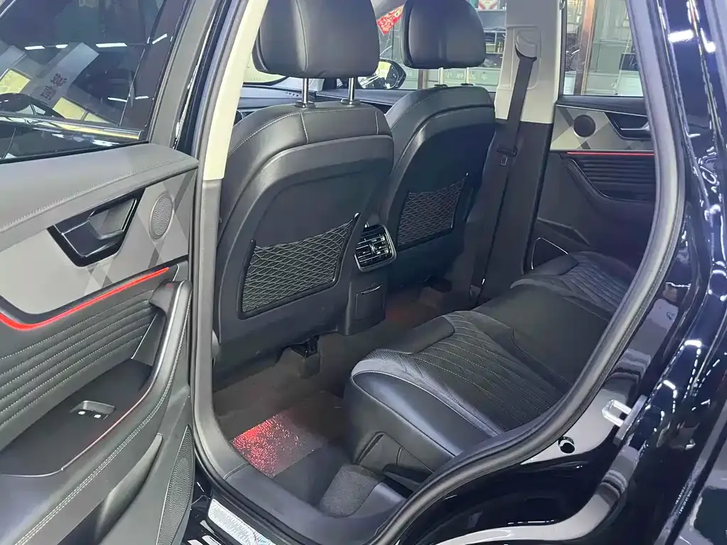 Hongqi HS5 2024 из CN, фото 7