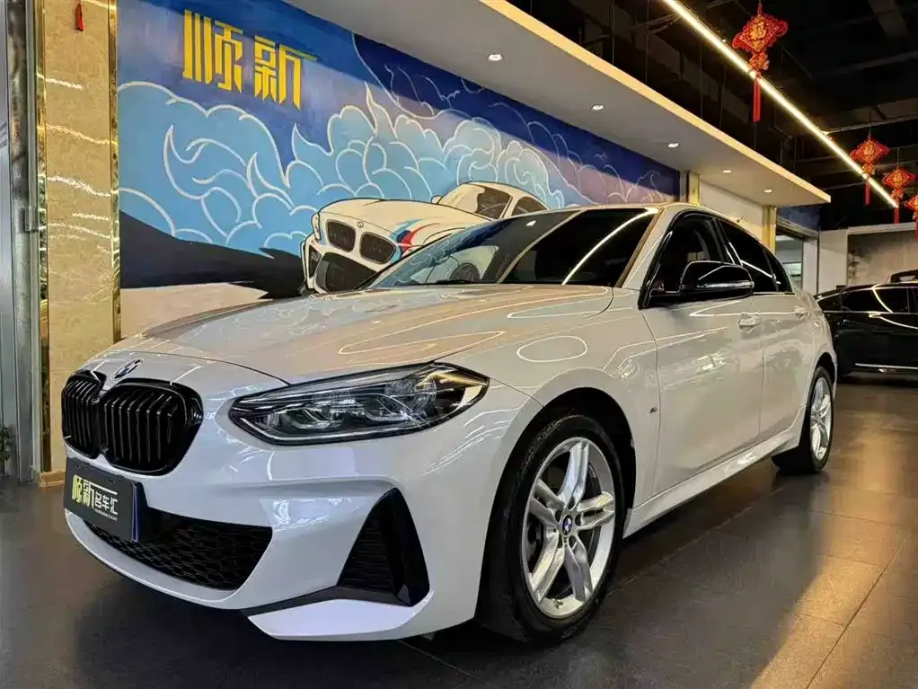 BMW 1 Series — фото 1