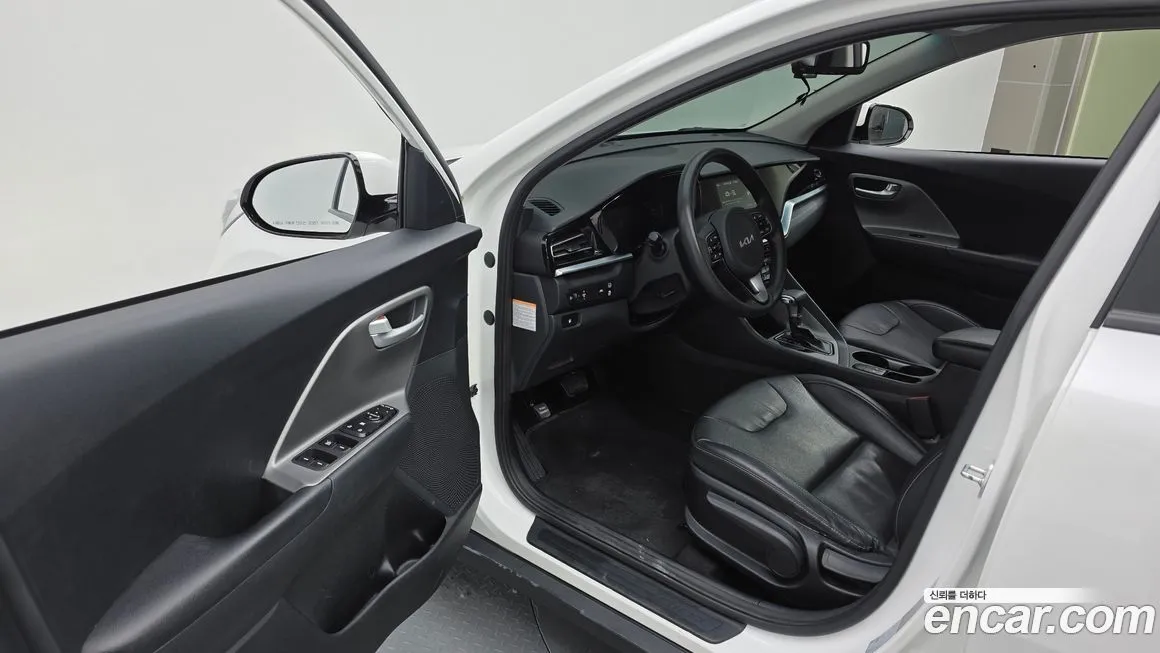 Kia Niro 2022 из KR, фото 10