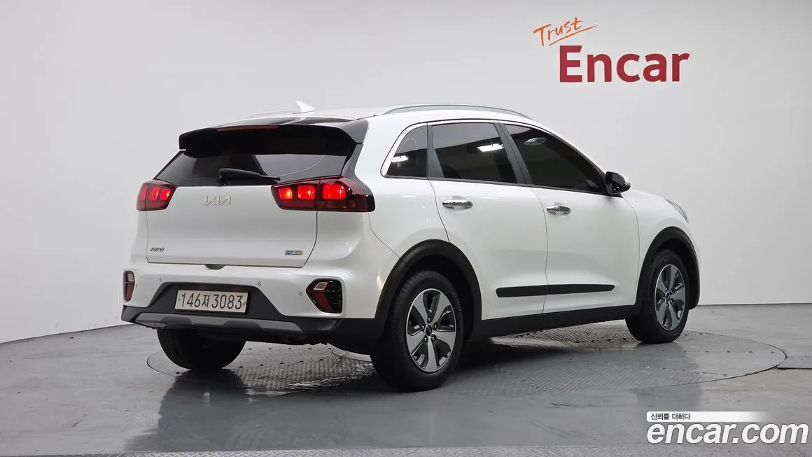 Kia Niro 2022 из KR, фото 2