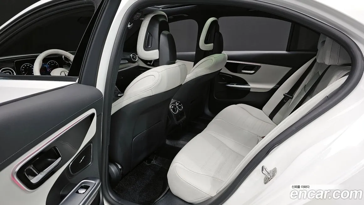 Mercedes-Benz C-Class 2024 из KR, фото 10