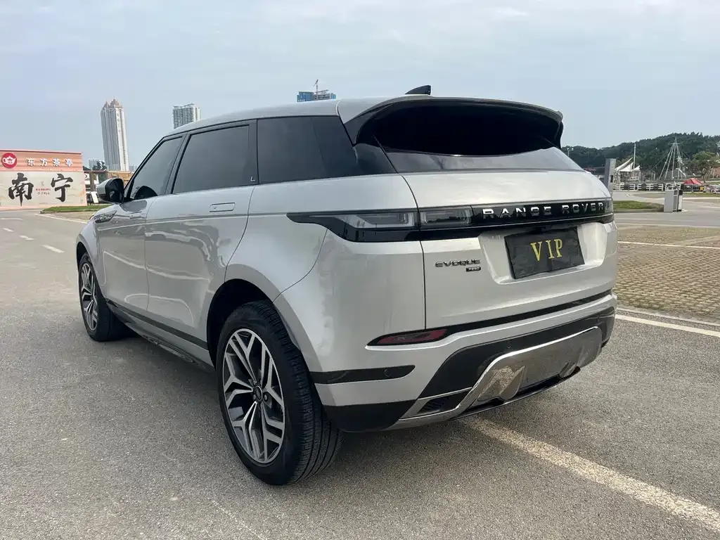 Land Rover Evoque 2024 из CN, фото 4