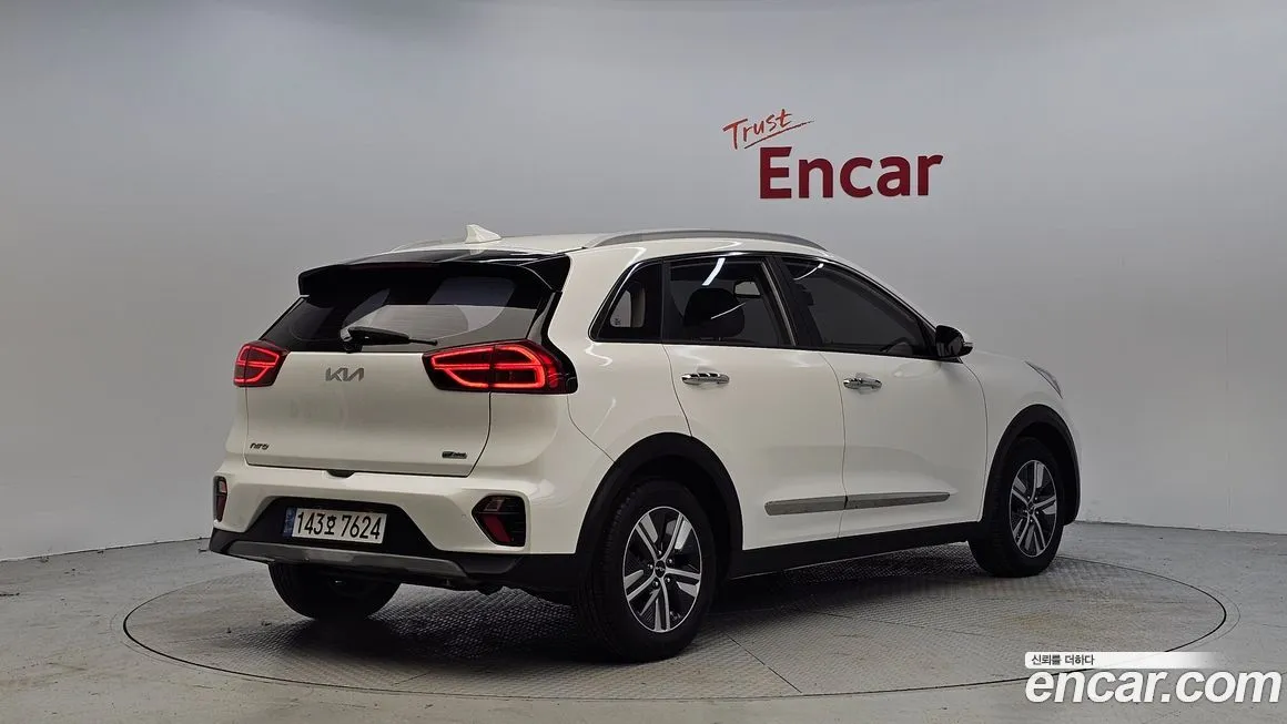 Kia Niro 2022 из KR, фото 2