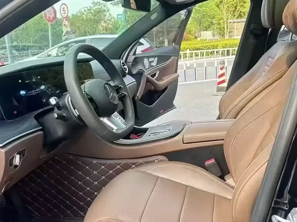 Mercedes-Benz E-Class 2023 из CN, фото 7