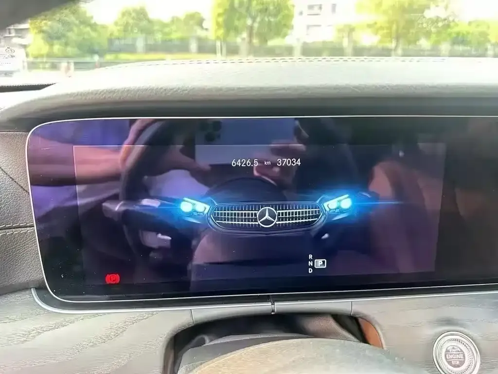 Mercedes-Benz E-Class 2023 из CN, фото 8
