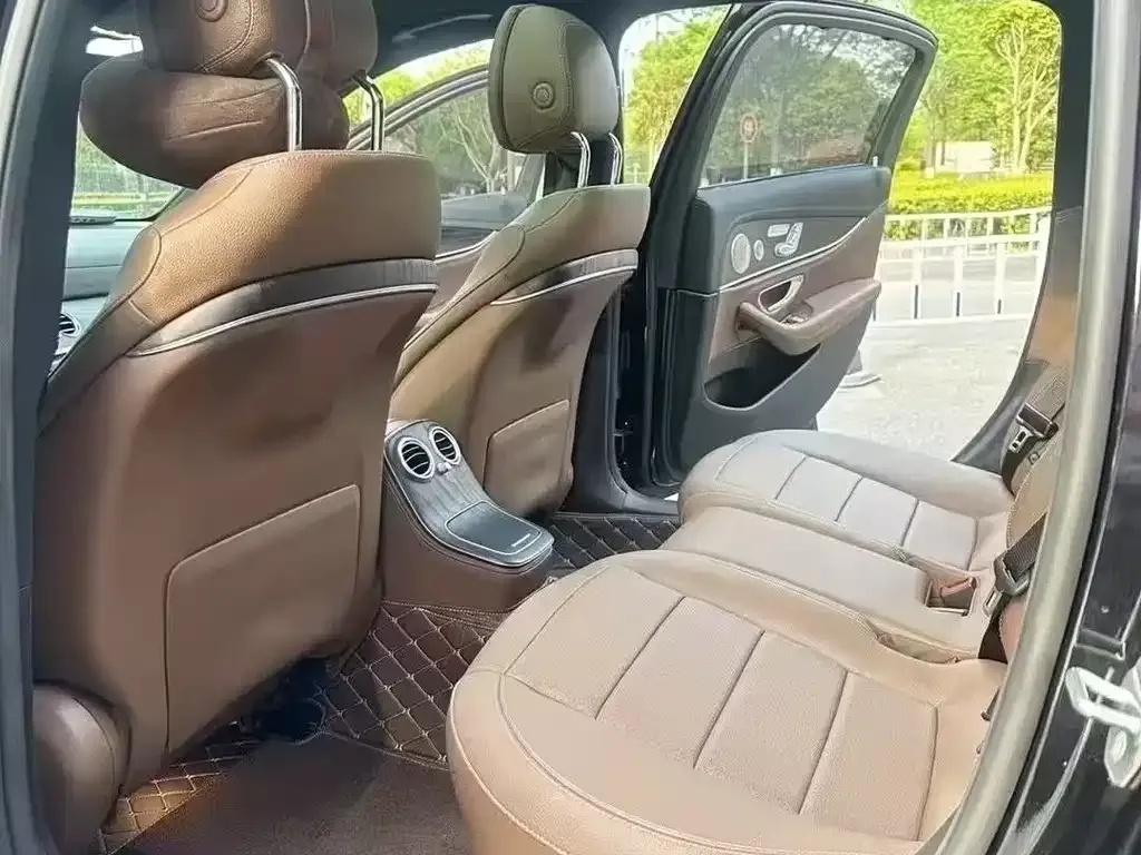 Mercedes-Benz E-Class 2023 из CN, фото 9