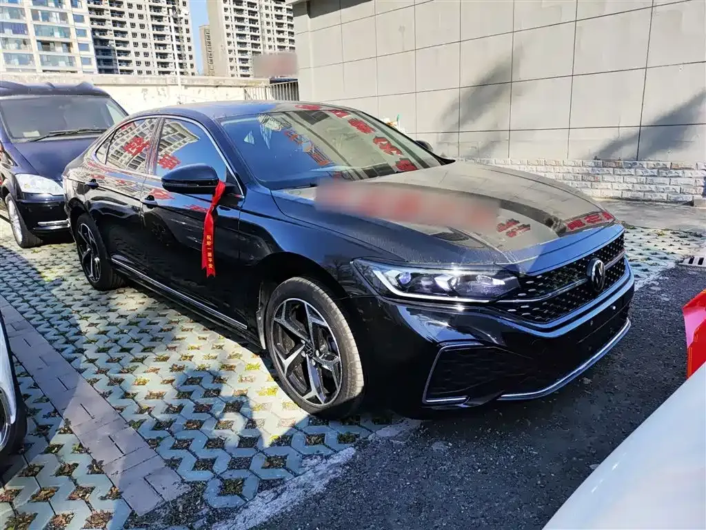 Volkswagen Passat 2023 из CN, фото 4