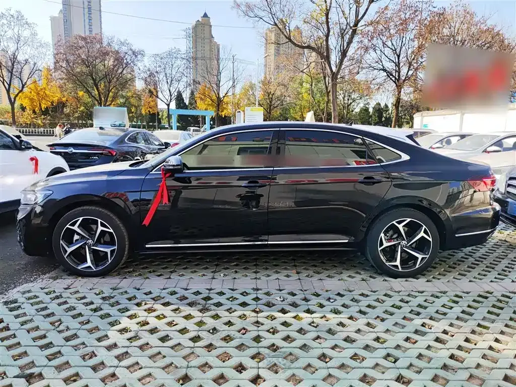 Volkswagen Passat 2023 из CN, фото 5