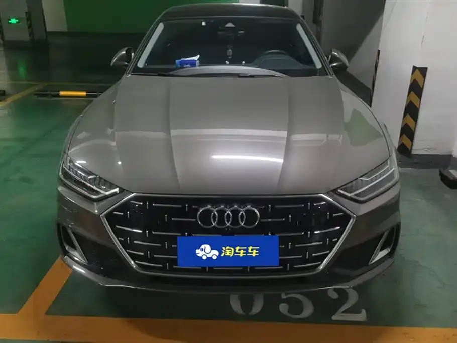 Audi A7L 2024 из CN, фото 2