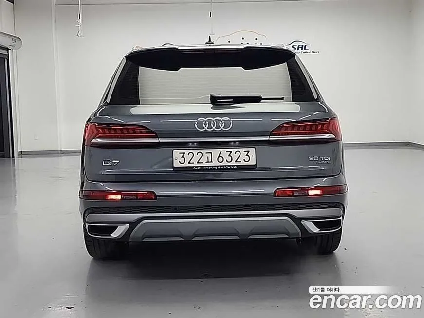 Audi Q7 2022 из KR, фото 3