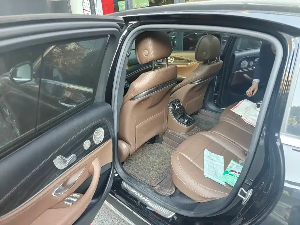 Mercedes-Benz E-Class 2022 из CN, фото 9