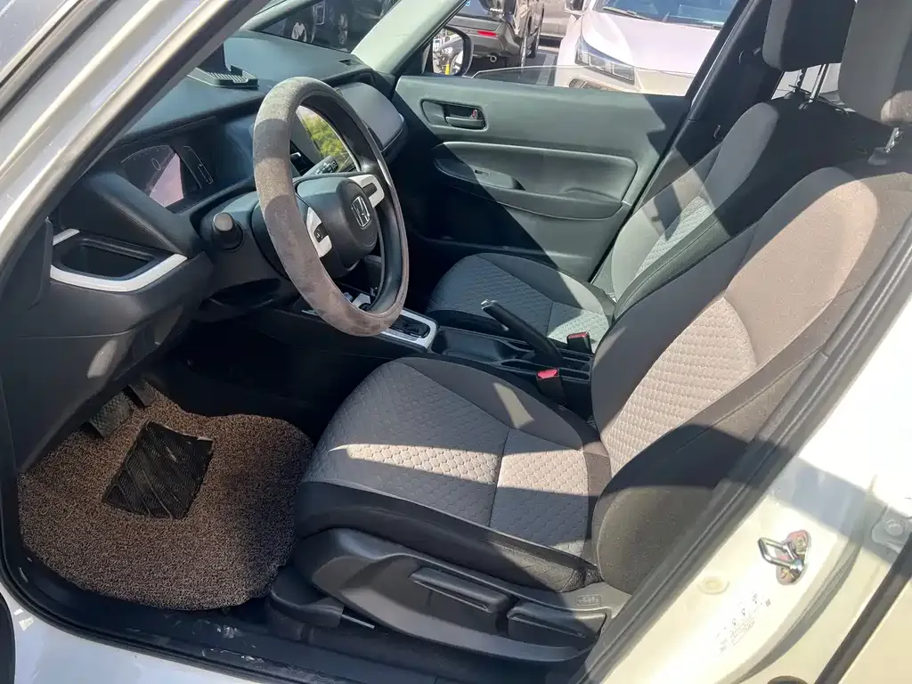 Honda Fit — фото 4