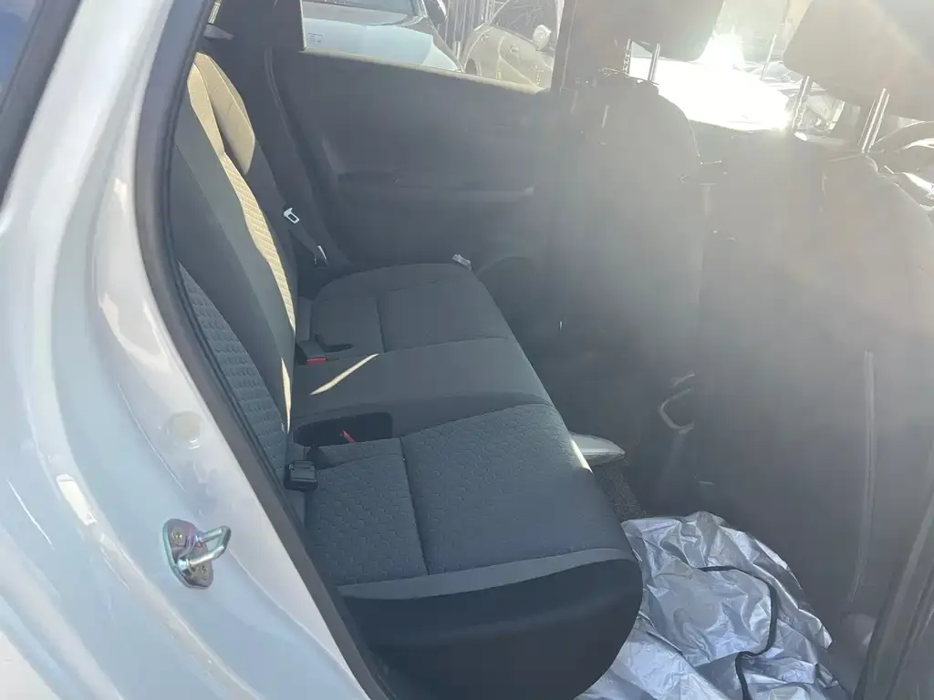 Honda Fit — фото 7