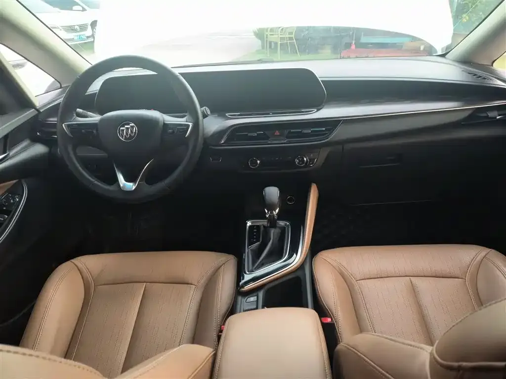 Buick GL6 2023 из CN, фото 10