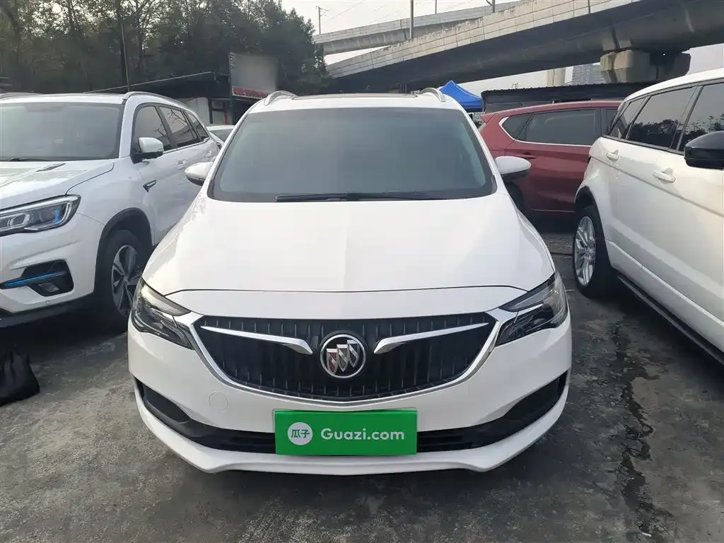 Buick GL6 2023 из CN, фото 3