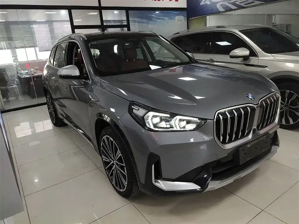 BMW X1 — фото 4