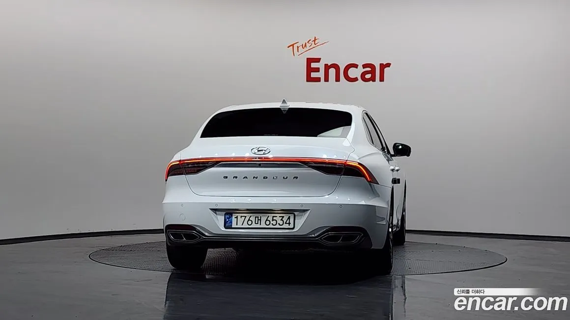 Hyundai Grandeur 2022 из KR, фото 4