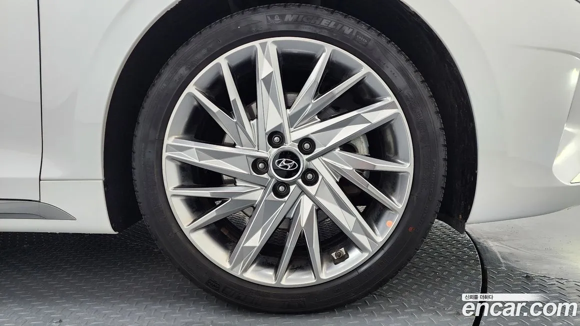 Hyundai Grandeur 2022 из KR, фото 5