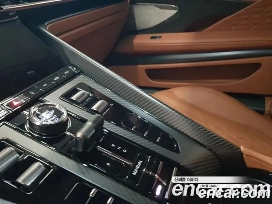 Aston Martin DB12 2025 из KR, фото 5