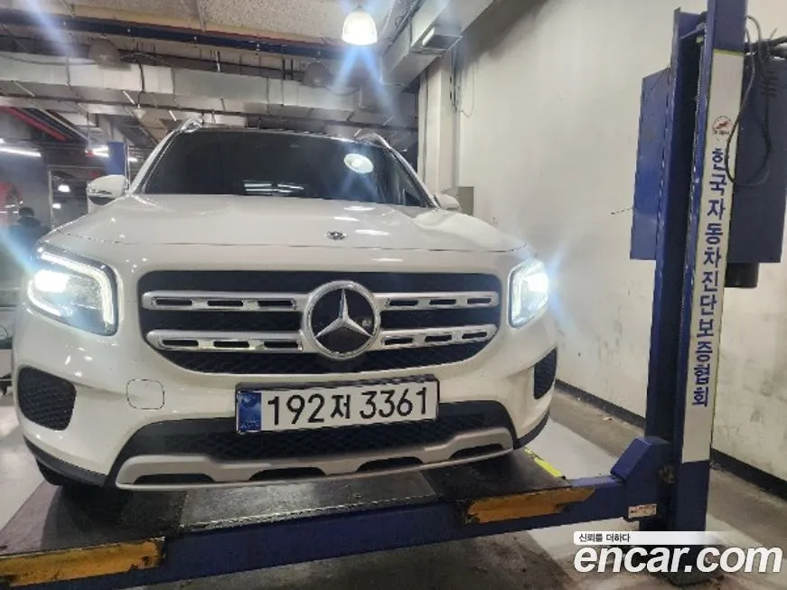 Mercedes-Benz GLB-Class