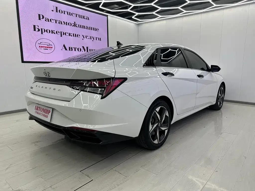 Hyundai Elantra 2022 из CN, фото 9