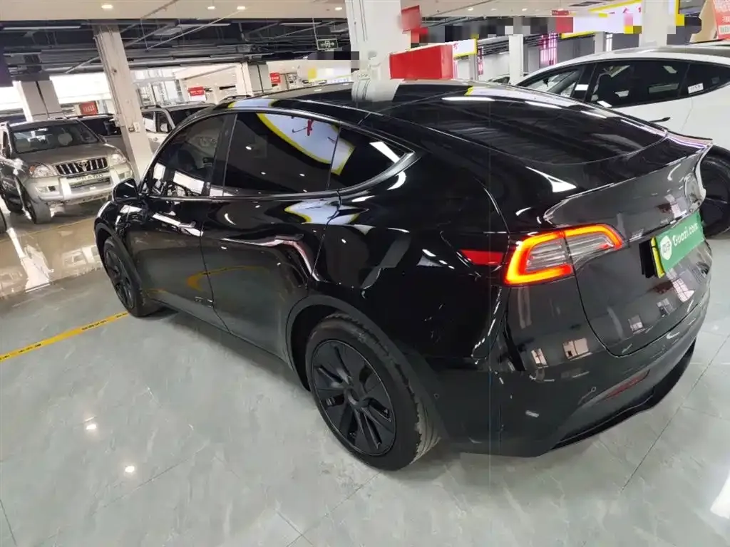 Tesla Model Y 2023 из CN, фото 5