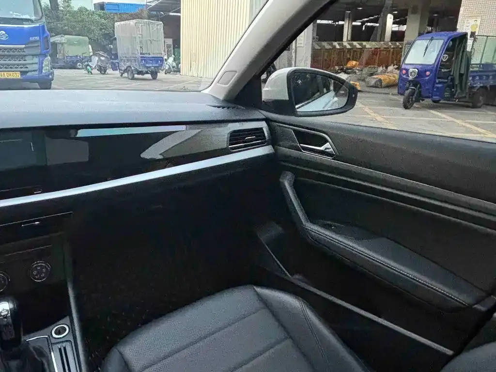Volkswagen Lavida 2022 из CN, фото 10