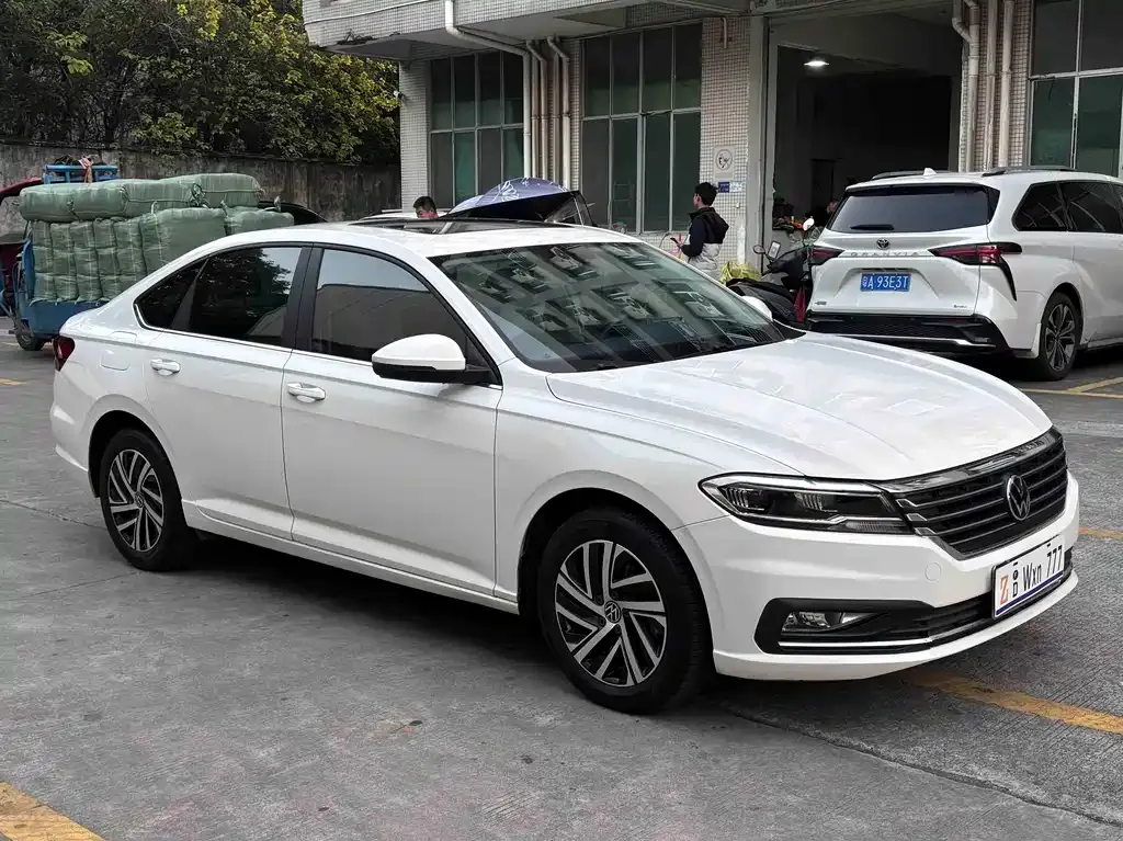 Volkswagen Lavida 2022 из CN, фото 3