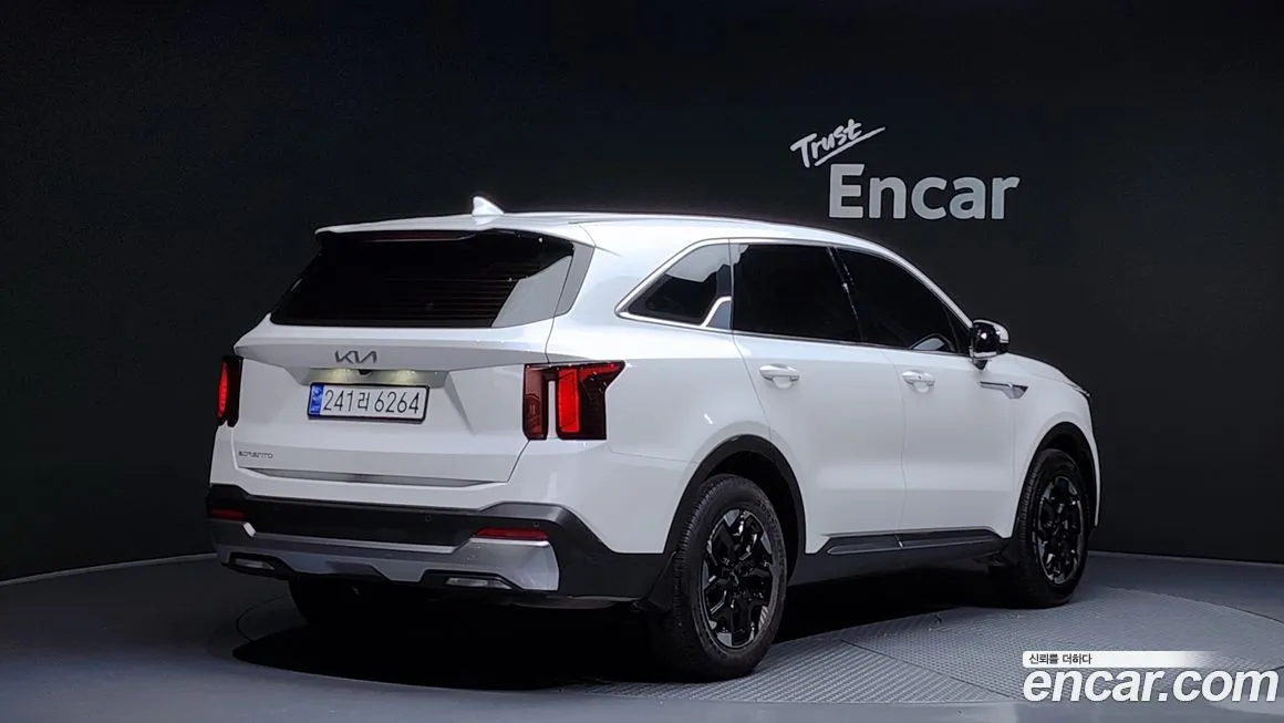 Kia Sorento — фото 2
