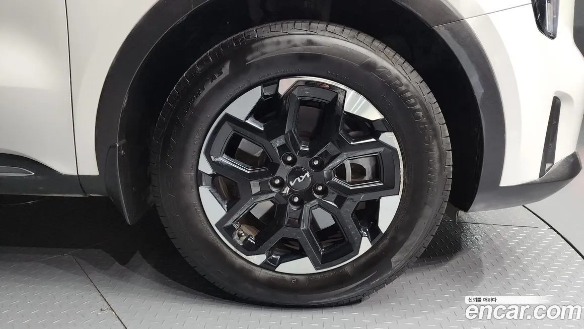 Kia Sorento — фото 5