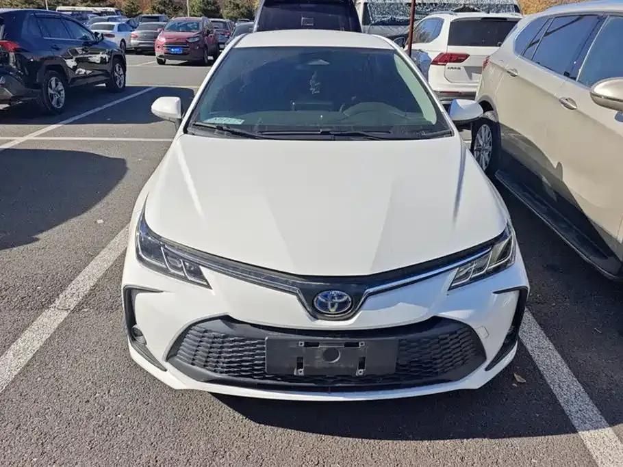 Toyota Corolla 2023 из CN, фото 2