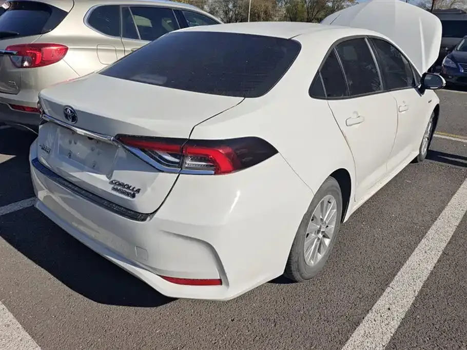 Toyota Corolla 2023 из CN, фото 3