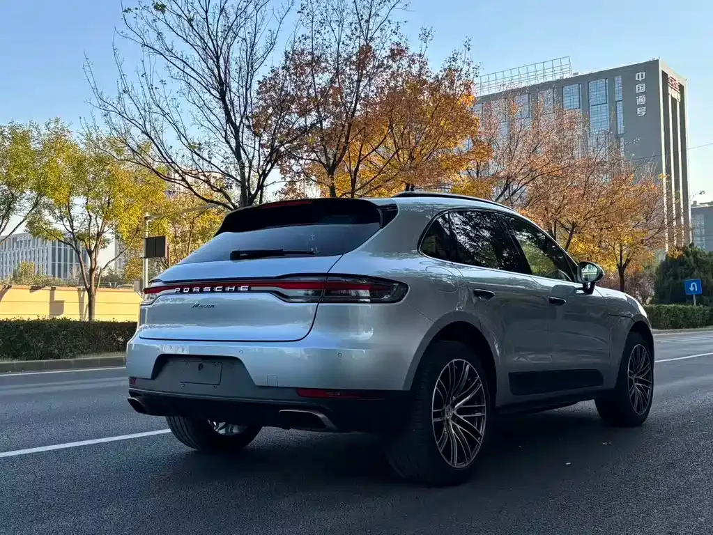 Porsche Macan — фото 6