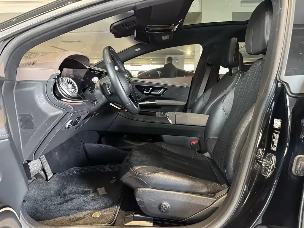 Mercedes-Benz EQS 2024 из CN, фото 4