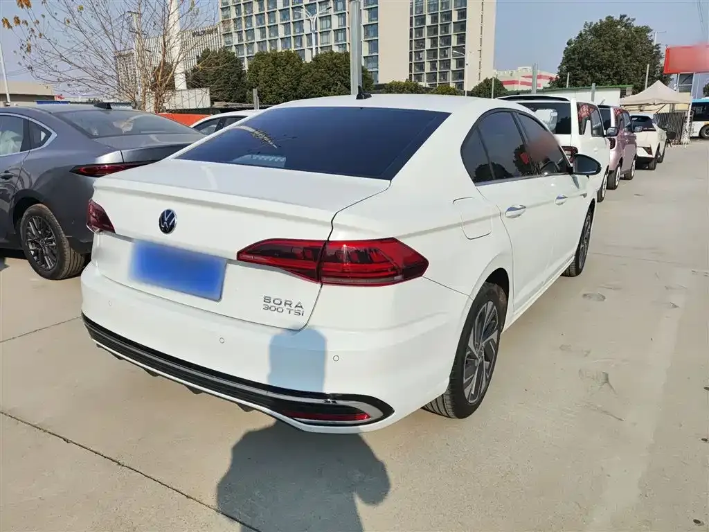 Volkswagen Bora 2024 из CN, фото 7