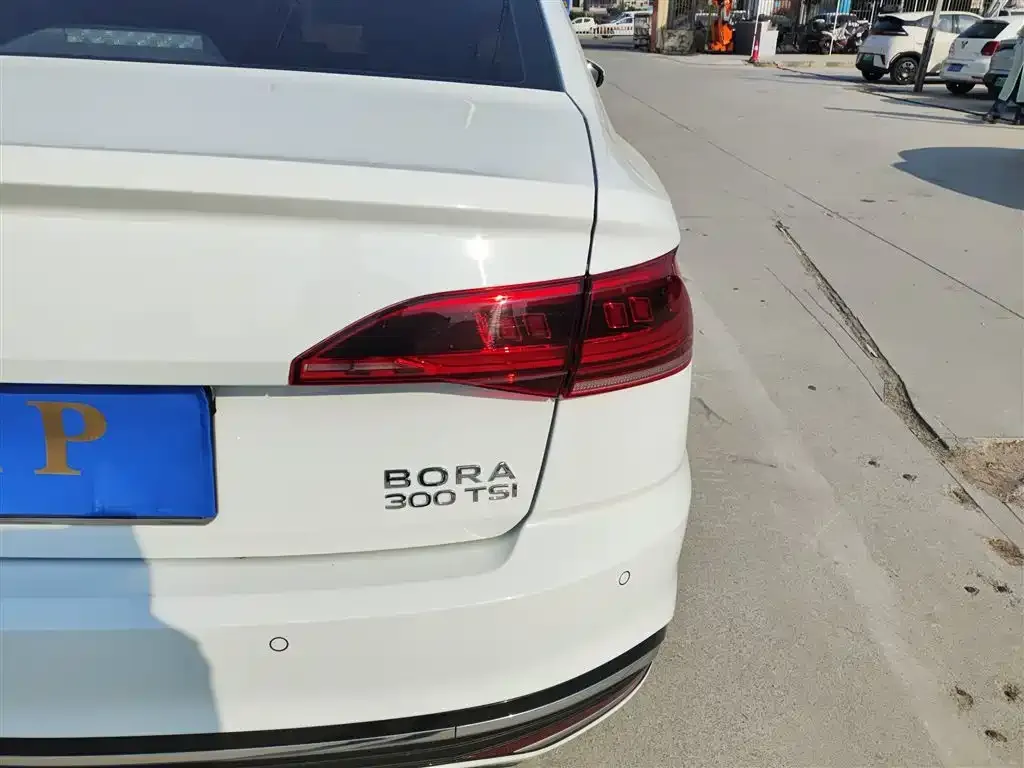 Volkswagen Bora 2024 из CN, фото 8