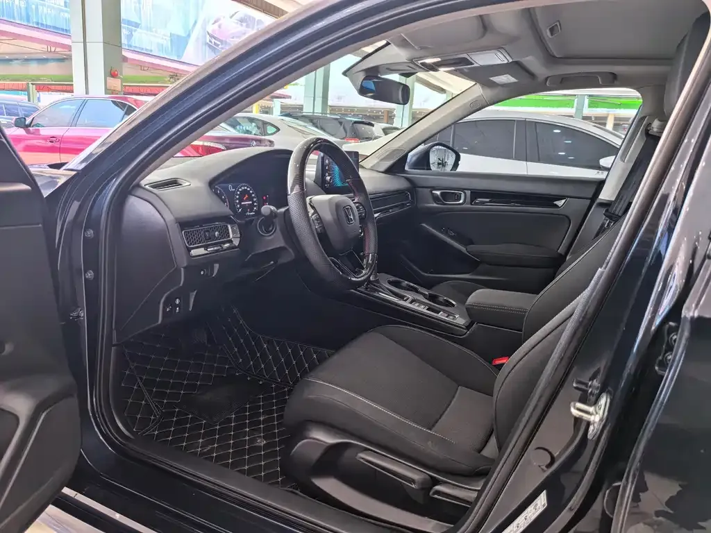 Honda Civic 2024 из CN, фото 6