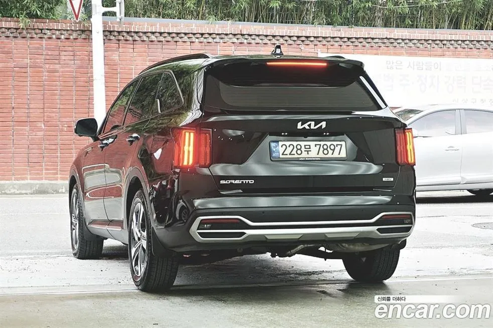 Kia Sorento — фото 3